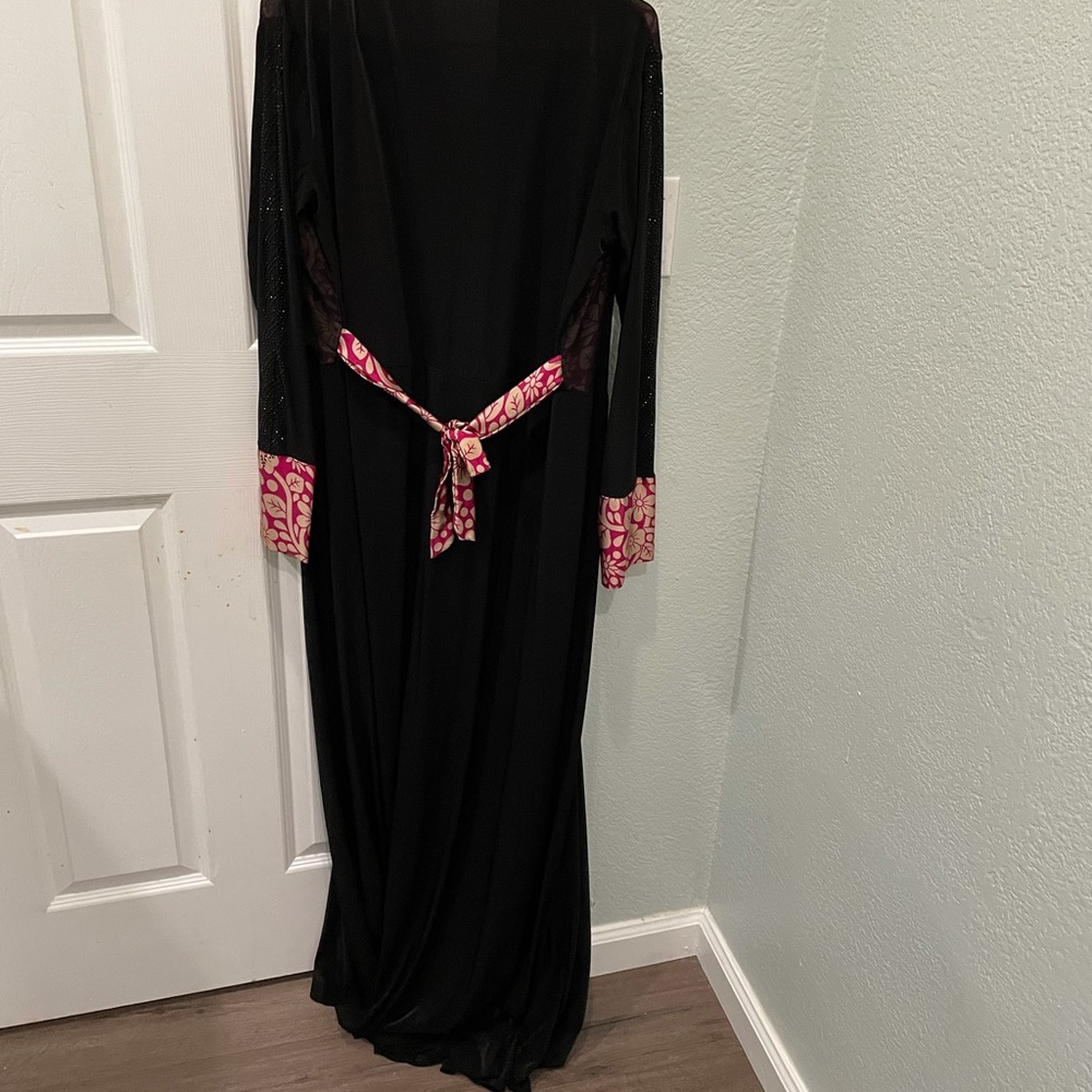 Black Abaya